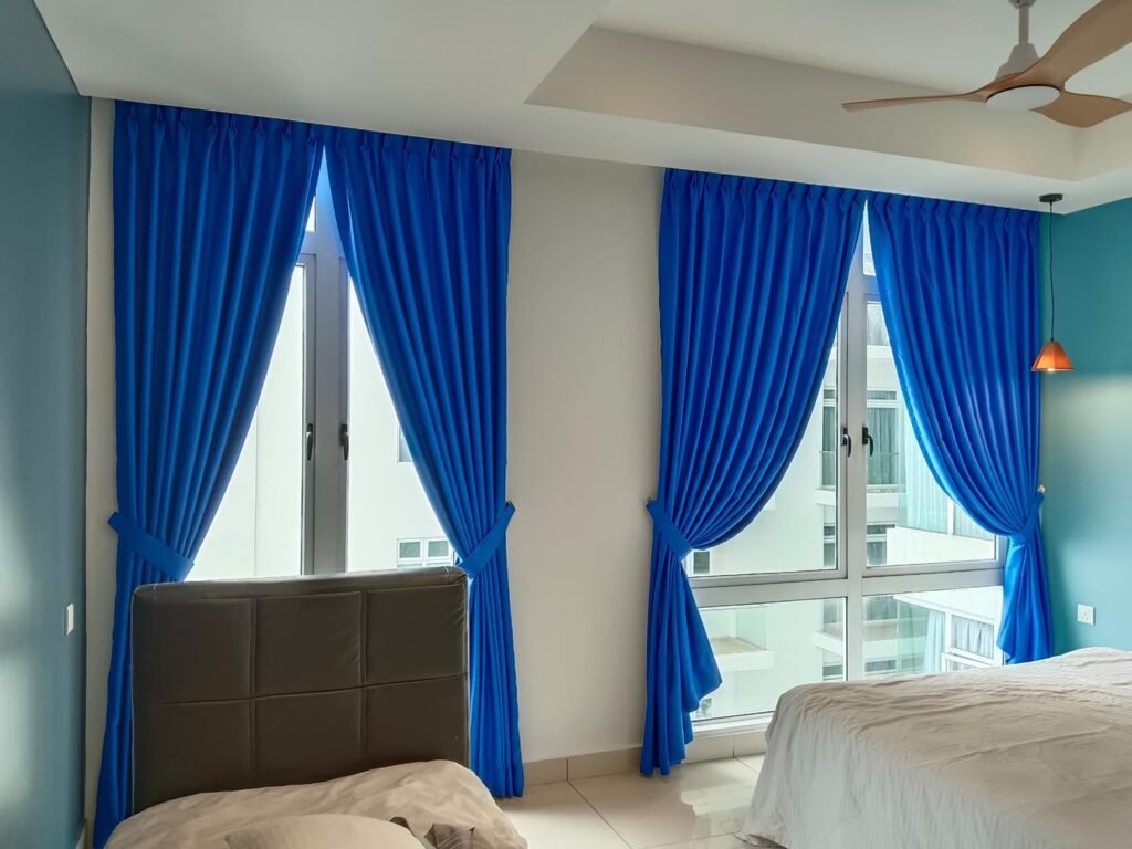 blackout velevet blue color bedroom curtains by windwo curtain dubai